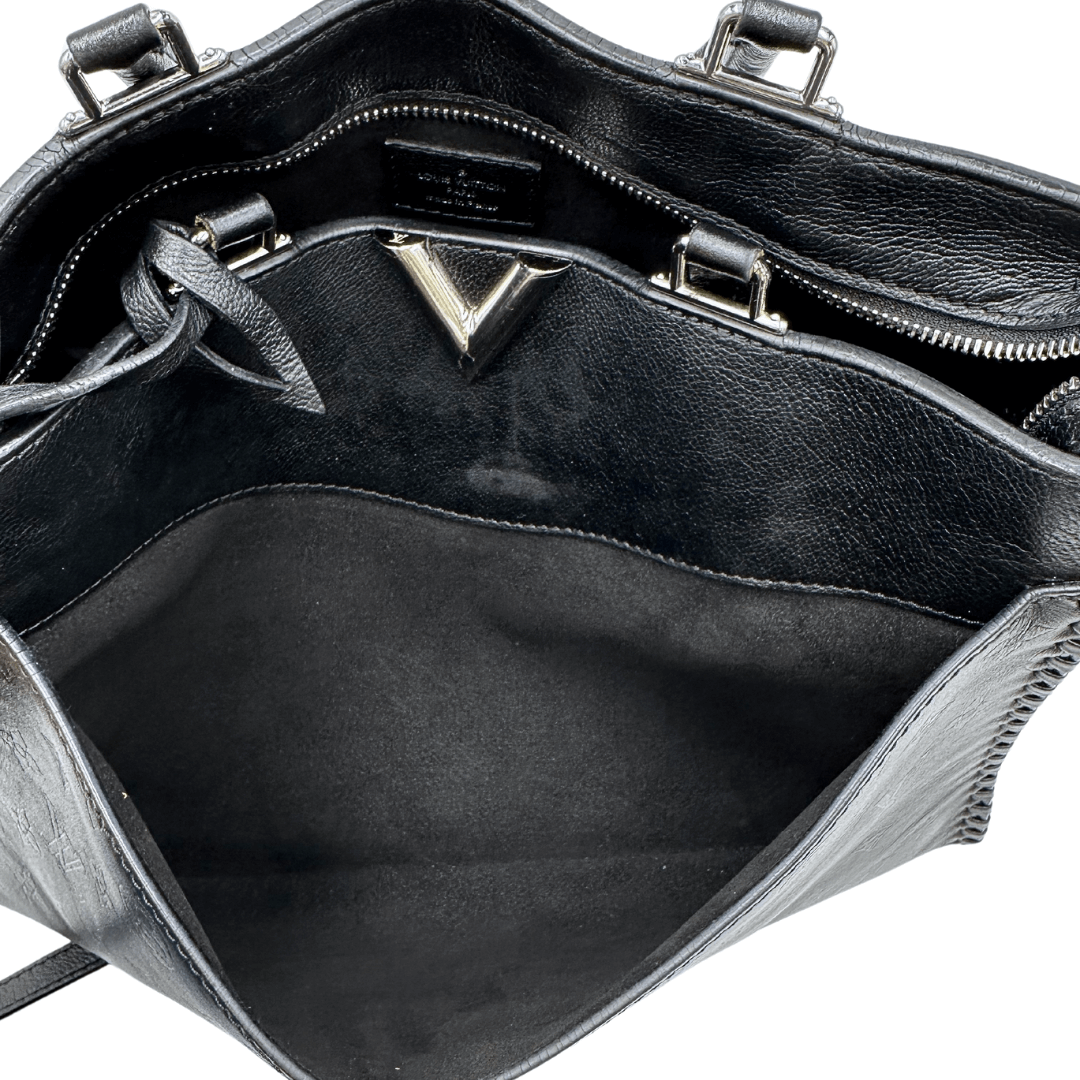 Louis Vuitton Cuir Plume Very