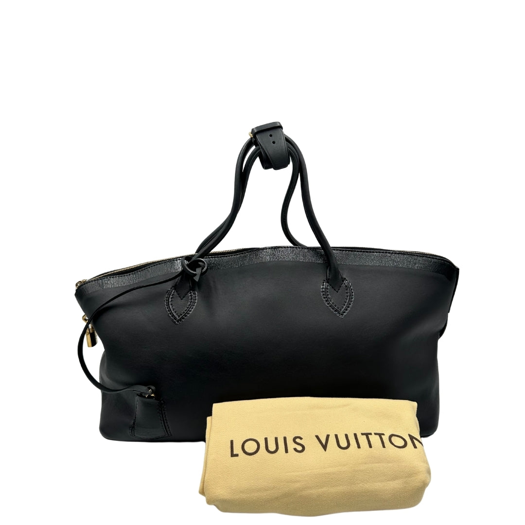 Borsa Lockit East West Louis Vuitton in pelle nera con parti metalliche dorate. Completa di dustbag. Originale, usato, in condizioni ottime.