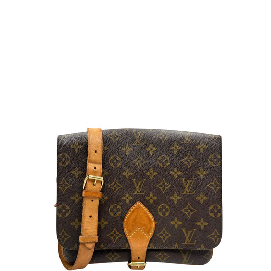 Cartouchière Louis Vuitton in canvas marrone monogram con finiture in vacchetta naturale e parti metalliche dorate. Indossabile a tracolla, front