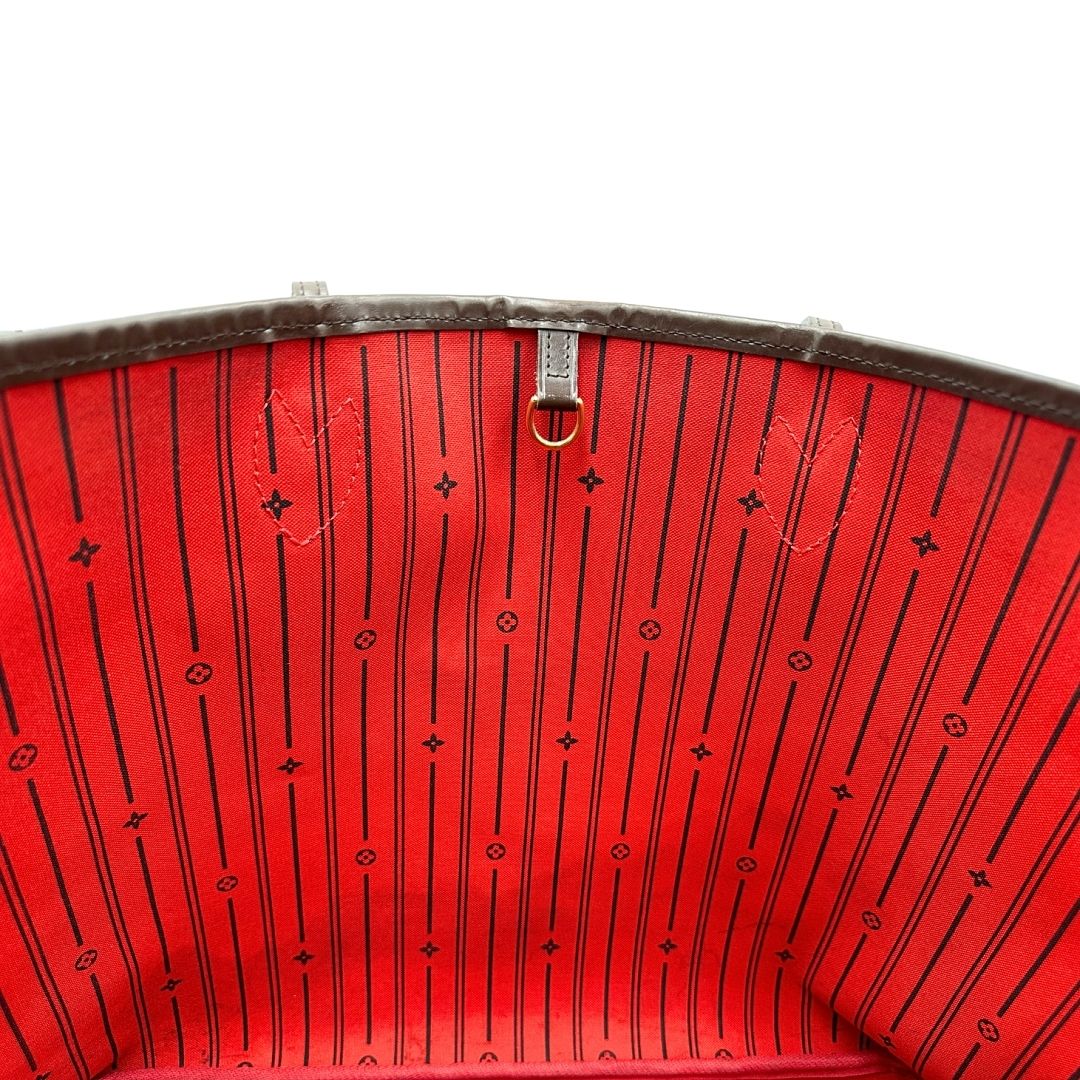 interno Borsa Louis Vuitton Neverfull GM in canvas Damier Ébène con finiture in pelle marroni testa di moro e parti metalliche dorate; munita di doppi manici, indossabile a spalla, di lusso, originale, di lusso, usata. c