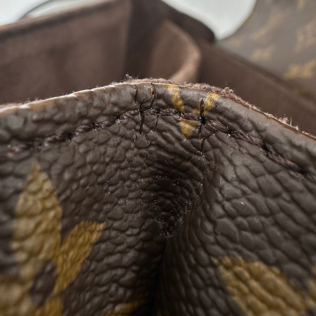 SEGNI DI USURA SULLE FINITURE SUPERIORI