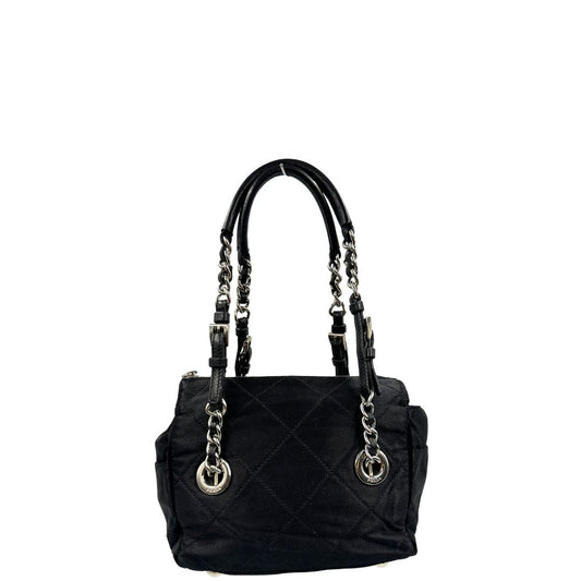 front Borsa Prada in nylon trapuntato nero, di lusso, originale, ottime condizioni, usata.