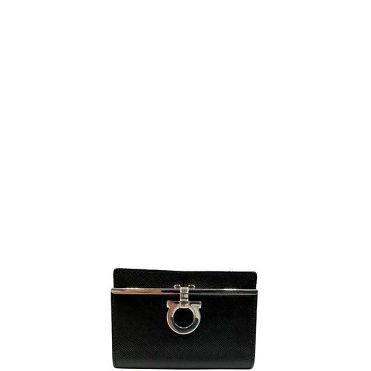 Portamonete Salvatore Ferragamo in pelle saffiano nera, di lusso, originale, ottime condizioni.