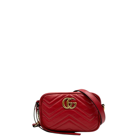 front Camera Bag Gucci Marmont in pelle rossa, di lusso, originale, ottime condizioni, usata.