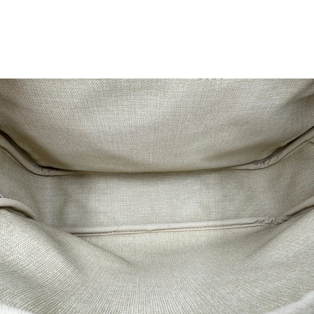 Interno, Borsa LV Reporter nella versione PM, in canvas monogrammato marrone. Originale, usata, di lusso, in ottime condizioni.