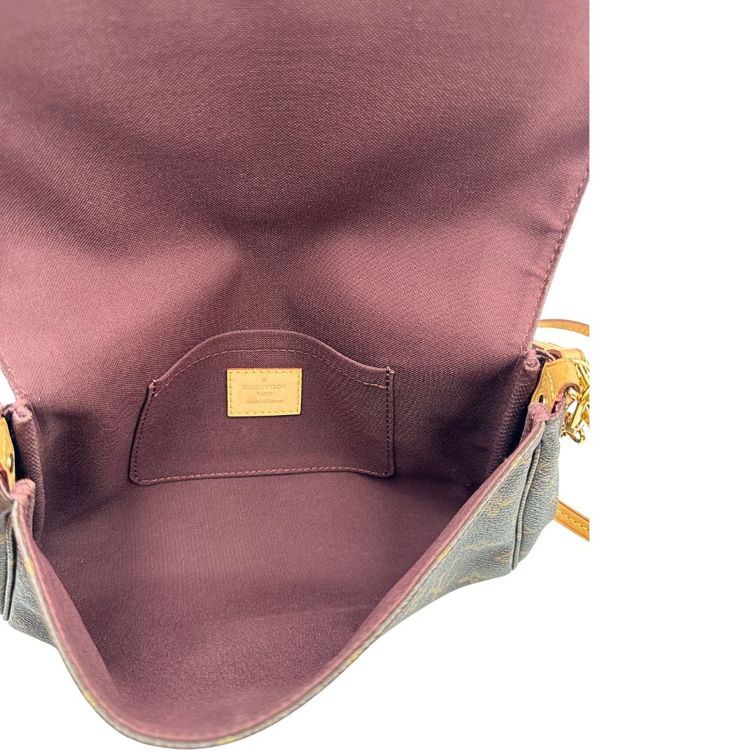 interno Borsa Louis Vuitton Favorite in canvas monogram con parti metalliche dorate, di lusso, originale, ottime condizioni, usata