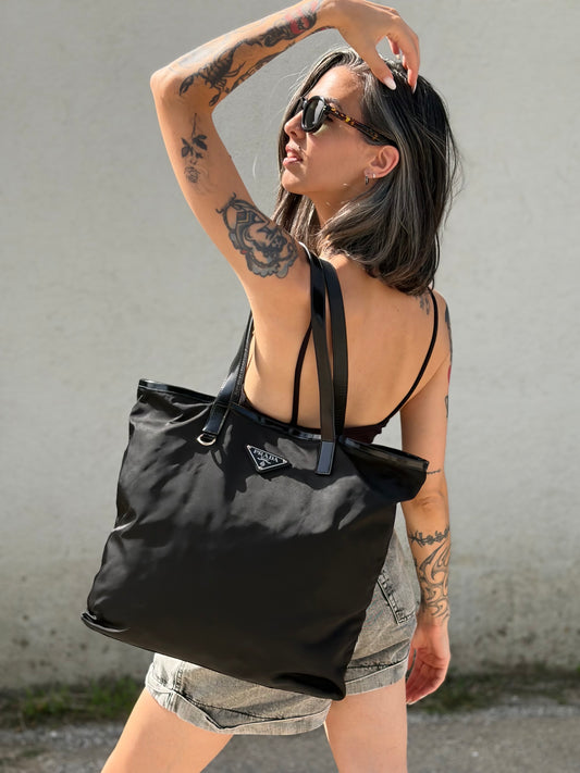 Tote Prada nera