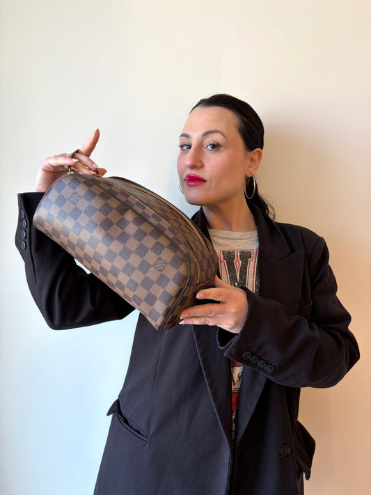 Beauty damier ébène Louis Vuitton