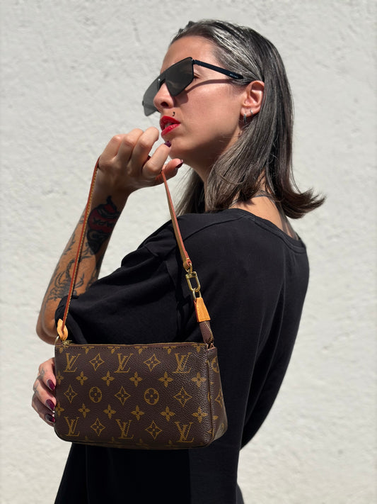 Pochette Accessoires Louis Vuitton