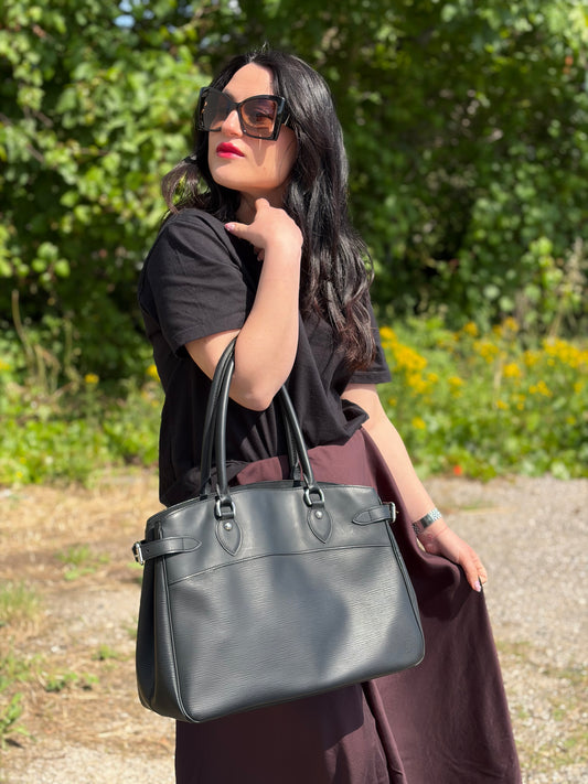 Borsa Passy Epi nera Louis Vuitton