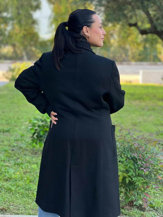 Cappotto Fay nero in 60% acetato e 40% viscosa, munito di un gilet interno in 100% poliammide. Completo di custodia, di lusso, originale, ottime condizioni.