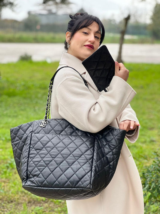 Tote Chanel Week End On Mars nera