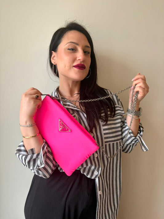 Pochette Prada fucsia neon