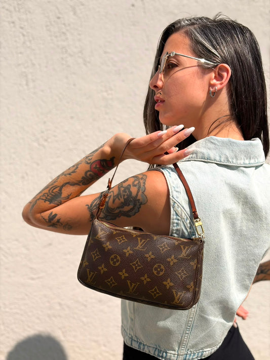 Pochette Accessoires Louis Vuitton monogram