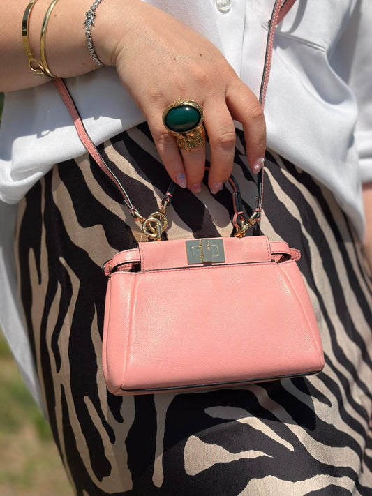 Borsa Fendi micro Peekaboo