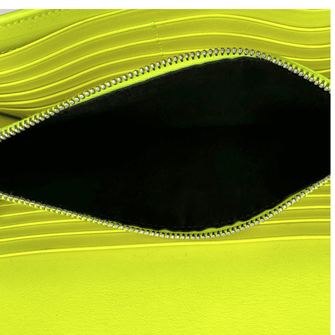 Wallet on chain Saint Laurent