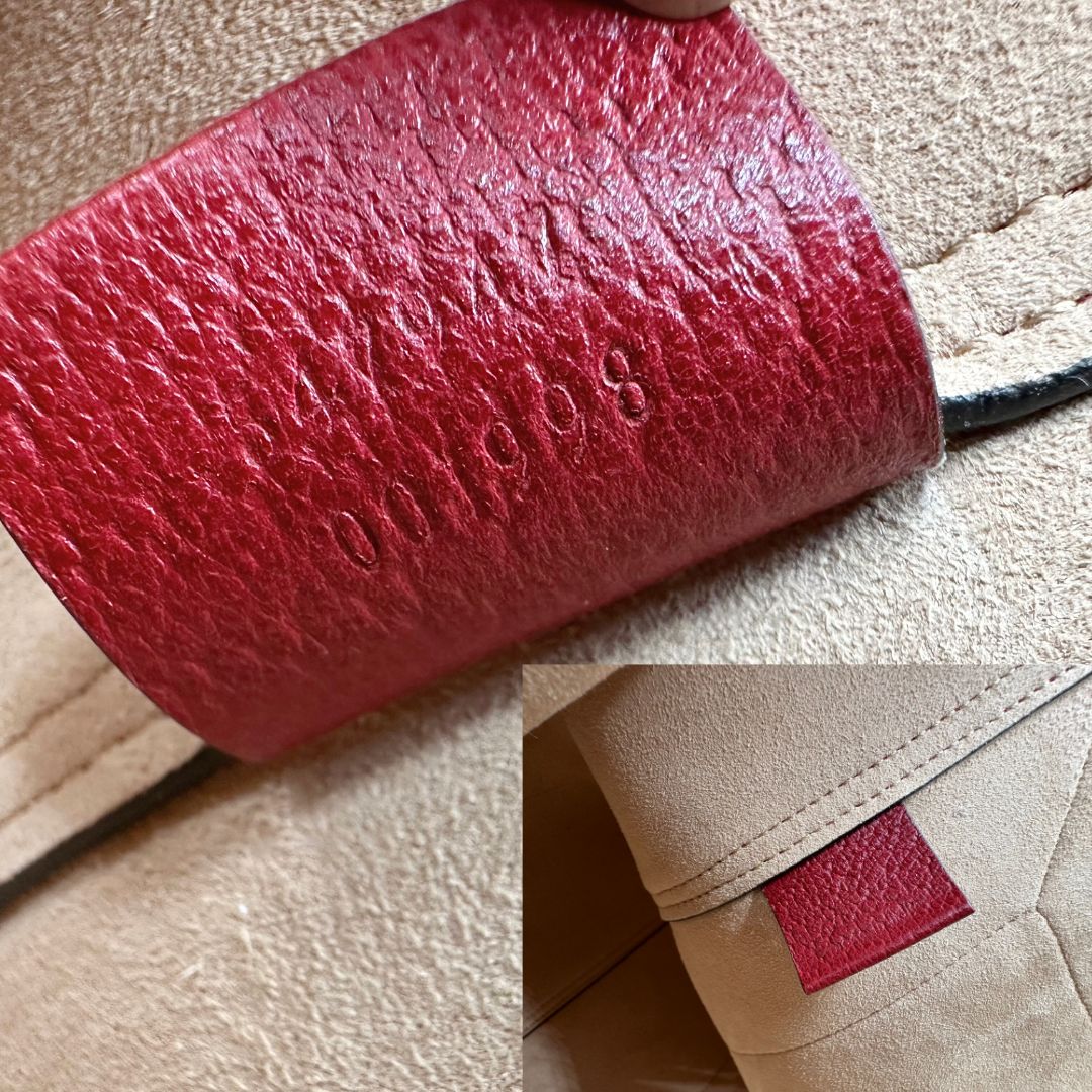 Interno, Borsa Gucci in canvas GG Supreme nella versione large, presenta il classico nastro Web verde e rosso al centro.