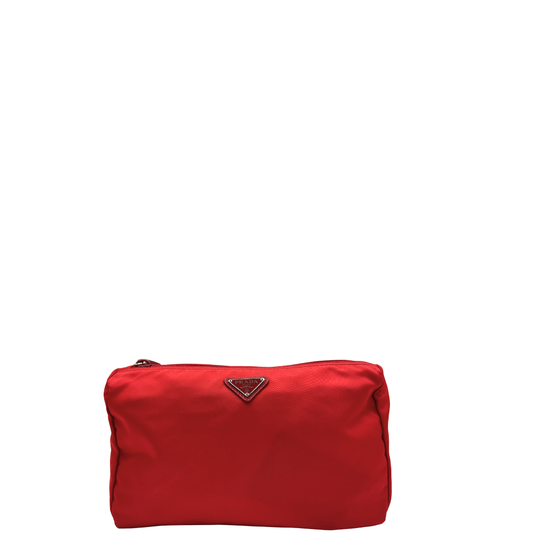 Front, Pochette Prada in tessuto Vela rosso e hardware argentato. Originale, usata, di lusso, in condizioni eccellenti.