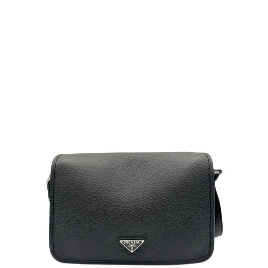 front cartella Prada in pelle martellata nera, di lusso, originale, eccellenti condizioni, usata.