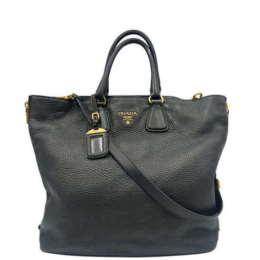 front Borsa Prada in pelle martellata nera, indossabile anche a tracolla, di lusso, originale, ottime condizioni, usata.