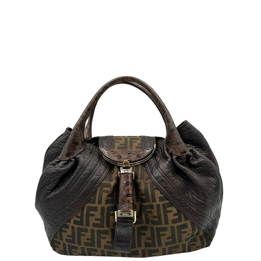 front Borsa Fendi Spy in tela Zucca con dettagli in pelle marrone e iconica chiusura frontale con finiture metalliche dorate, di lusso, originale, ottime condizioni, usata.