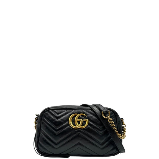 front Camera bag Gucci Marmont in pelle nera, indossabile a tracolla, di lusso, originale, ottime condizioni, usata.