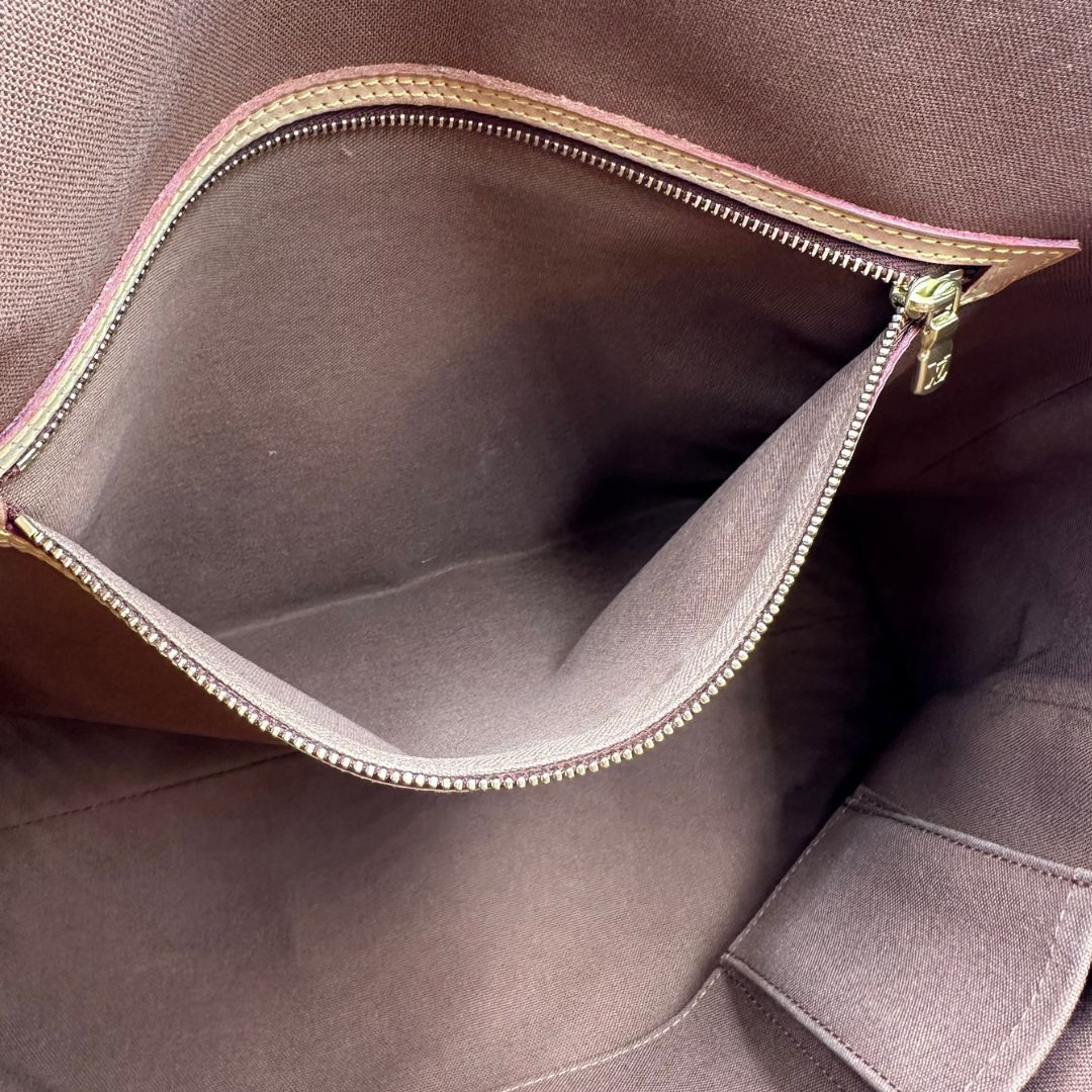 interno Cartella Louis Vuitton in canvas marrone monogram, munita di una tracolla in tessuto regolabile, di lusso, originale , ottime condizioni
