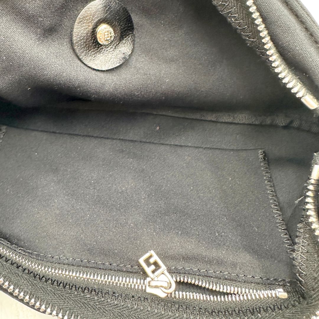 Mini Fendi Baguette nera