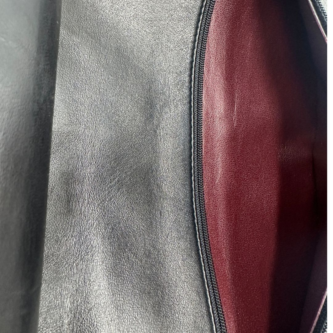 interno Borsa Chanel linea Timeless, in pelle nera trapuntata con motivo matelassé, di lusso, originale, ottime condizioni, usata