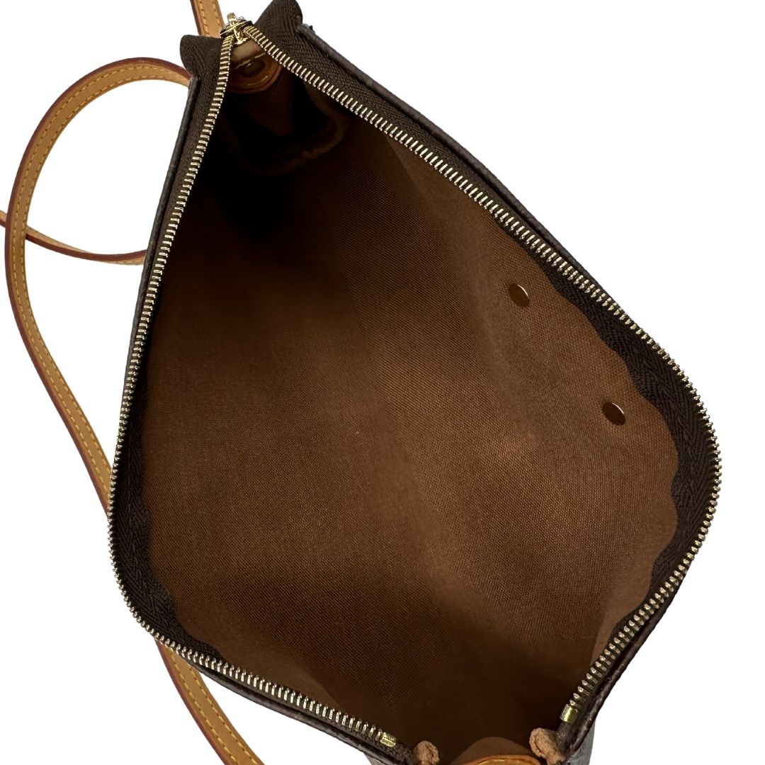 interno Louis Vuitton Eva in tela monogram