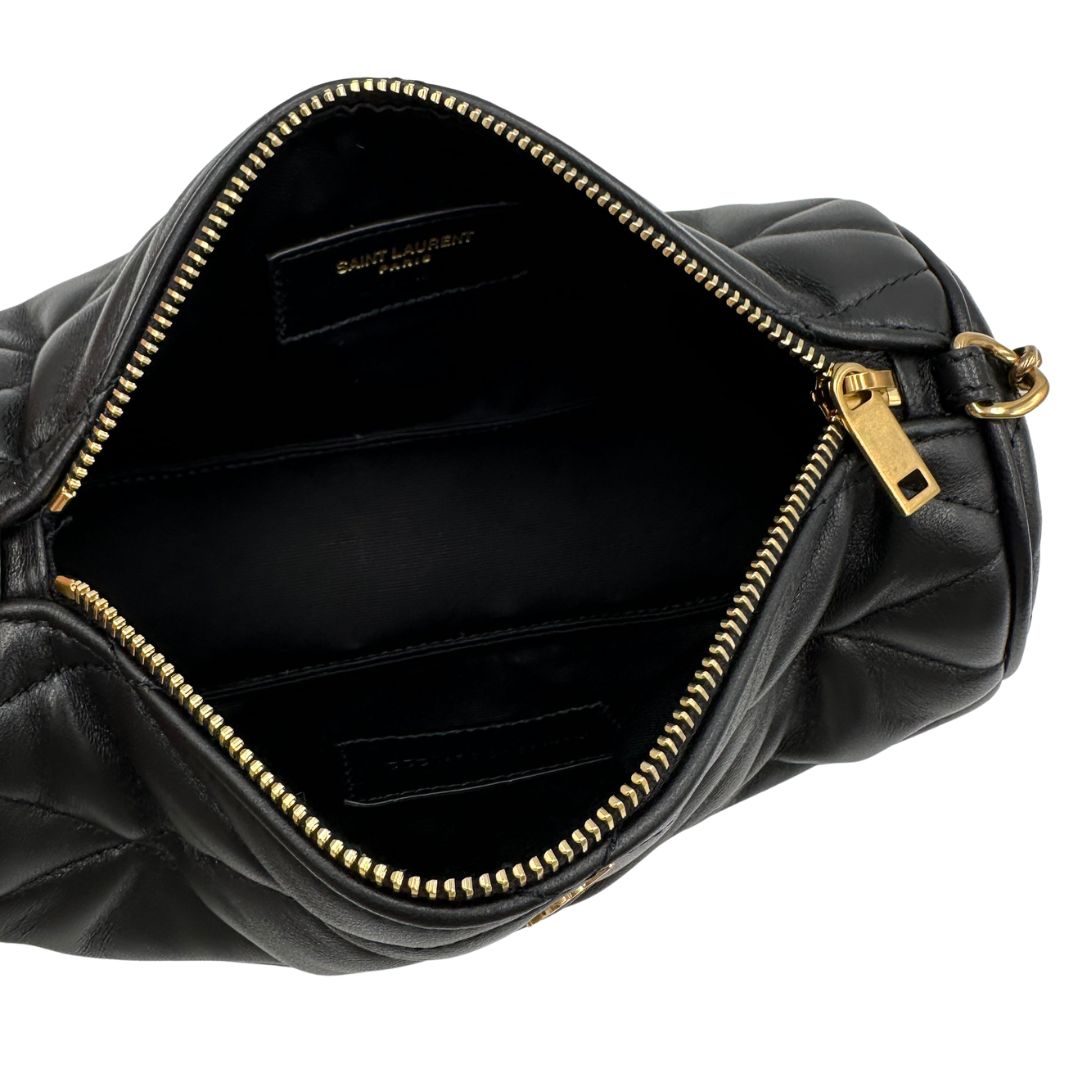 interno Borsa Saint Laurent in pelle nera trapuntata, indossabile a spalla, di lusso, originale, ottime condizioni, usata.