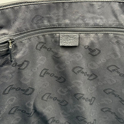 interno della Borsa Gucci in canvas GG antracite con finiture in pelle martellata; munita di doppi manici, indossabile a spalla. Completa di dustbag, di lusso, originale, ottime condizioni.  