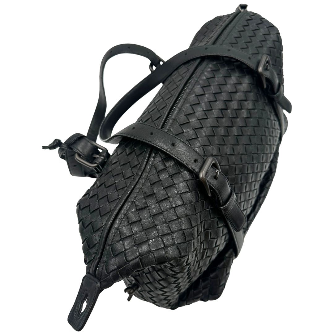  Borsa Bottega Veneta Montaigne in pelle trama intreccio nera, indossabile a spalla, di lusso, originale, ottime condizioni, usata