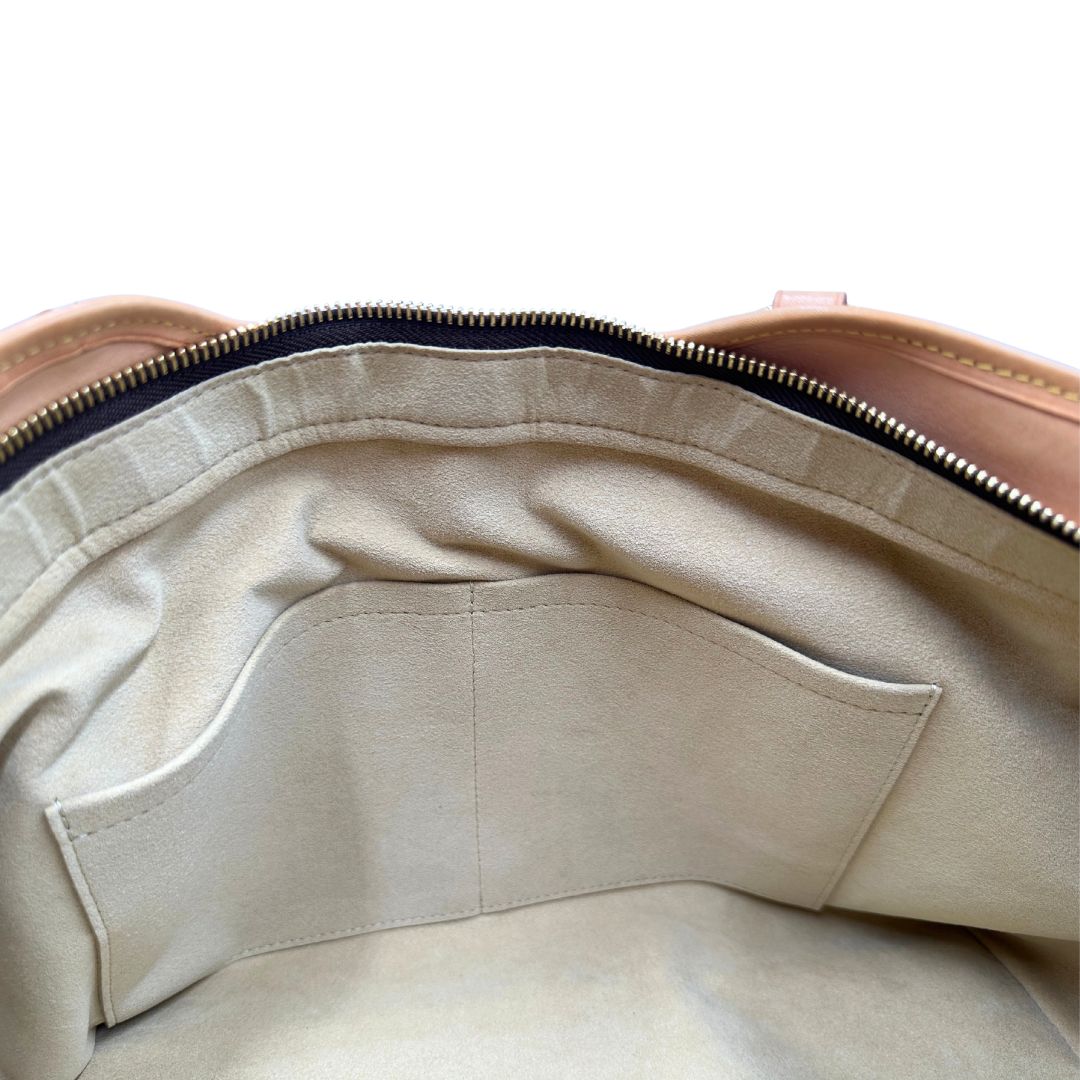Interno, Borsa LV Trouville in tela monogram e vacchetta naturale. Originale, usata, di lusso, in ottime condizioni.