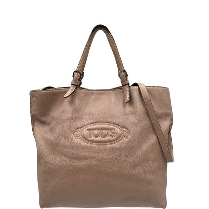 front Borsa Tod's in pelle martellata color rosa cenere con parti metalliche argentate; munita di doppi manici e una tracolla regolabile. Completa di dustbag, di lusso, originale, ottime condizioni. 
