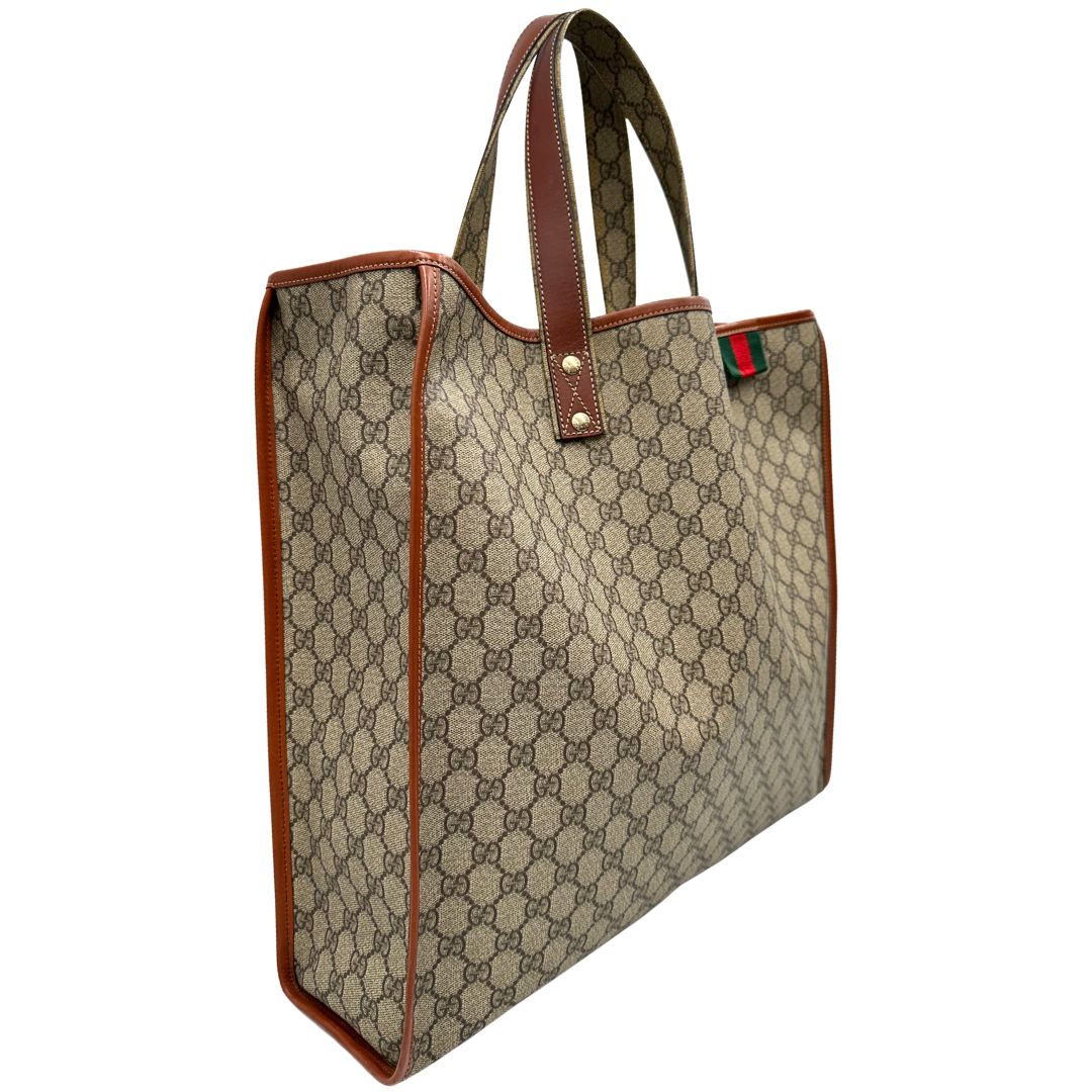 Tote Gucci in canvas GG beige con profili in pelle marrone e dettaglio Web verde e rosso, munita di doppi manici, indossabile a spalla, di lusso, originale, ottime condizioni.