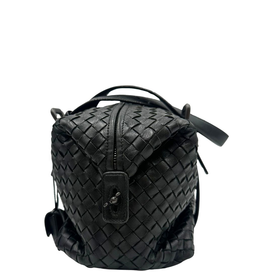  Borsa Bottega Veneta Montaigne in pelle trama intreccio nera, indossabile a spalla, di lusso, originale, ottime condizioni, usata
