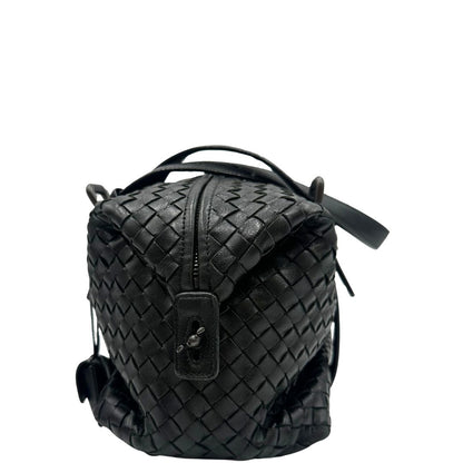  Borsa Bottega Veneta Montaigne in pelle trama intreccio nera, indossabile a spalla, di lusso, originale, ottime condizioni, usata