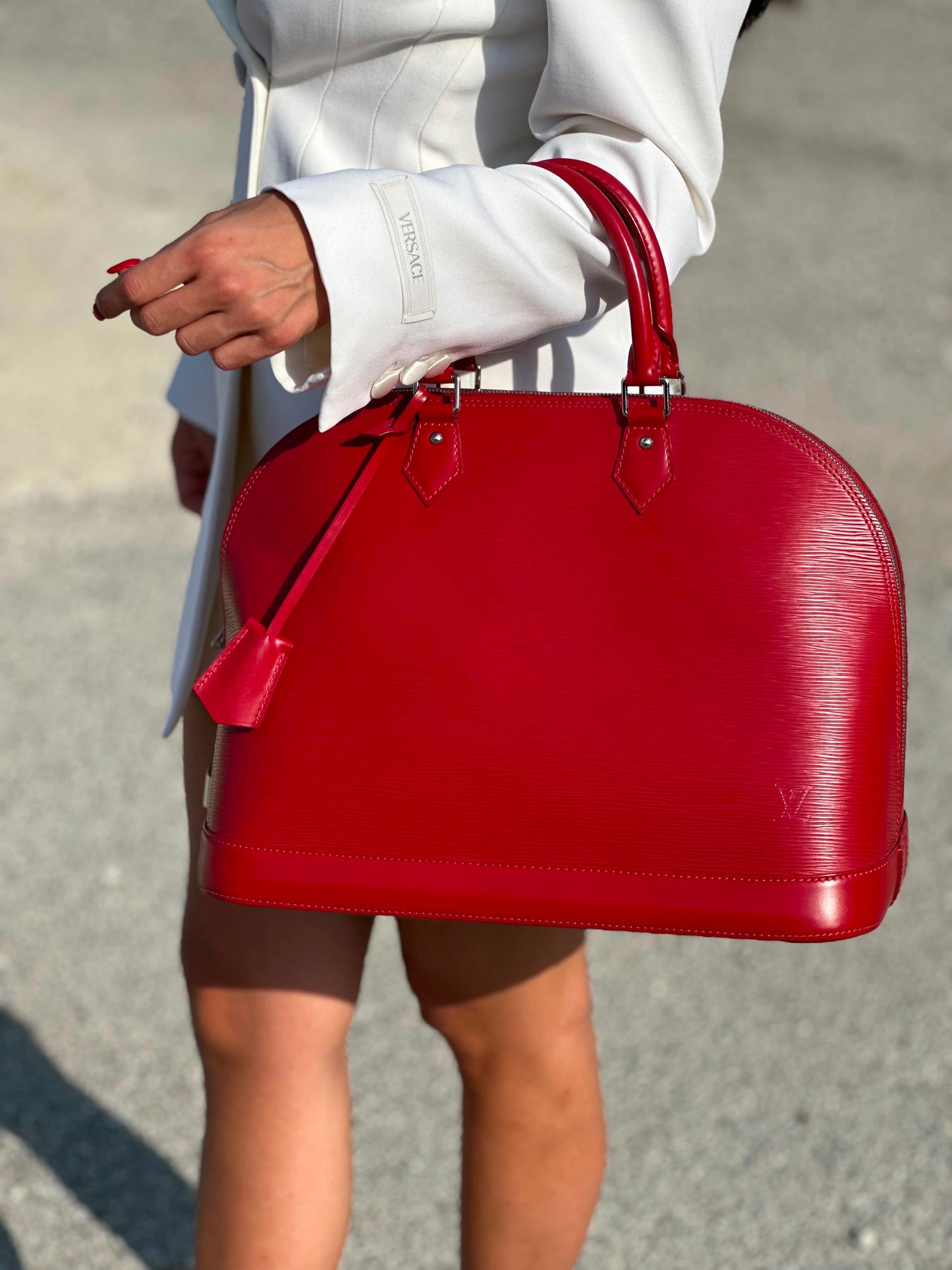 Alma Epi GM Louis Vuitton