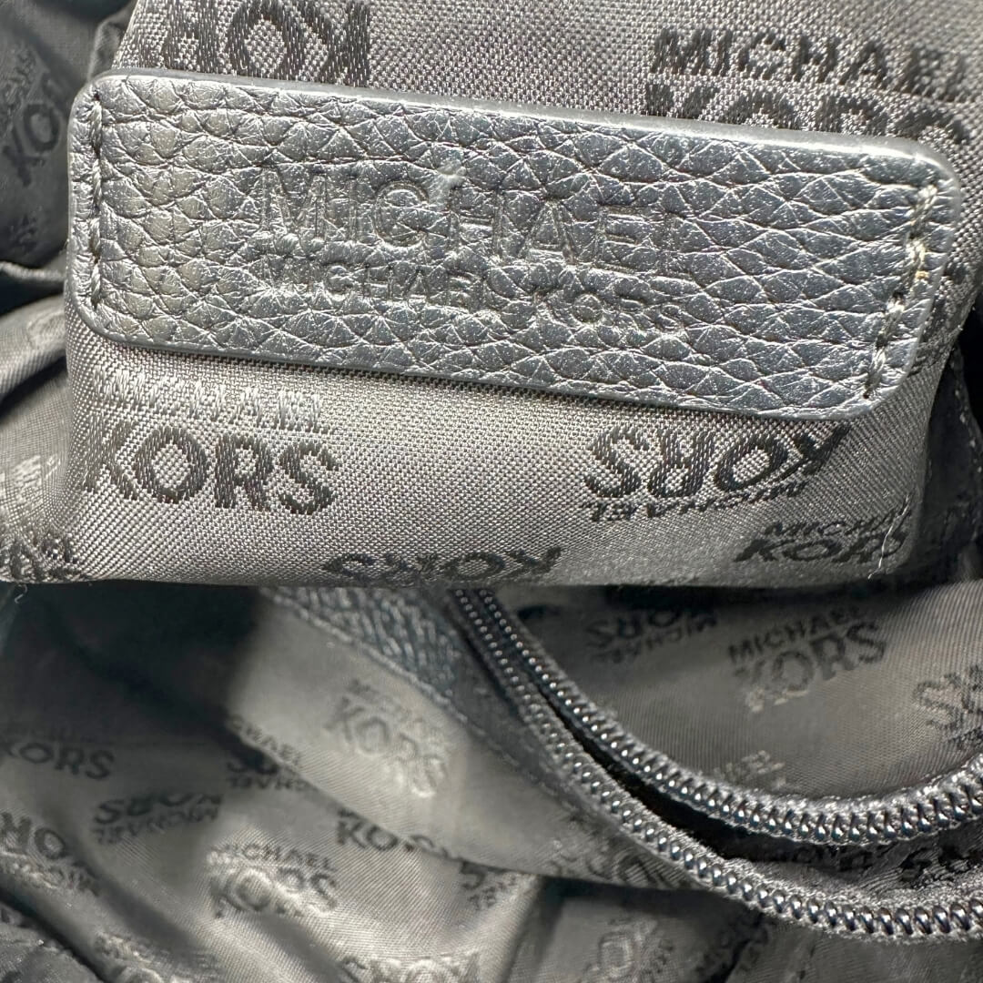 Shopper Michael Kors