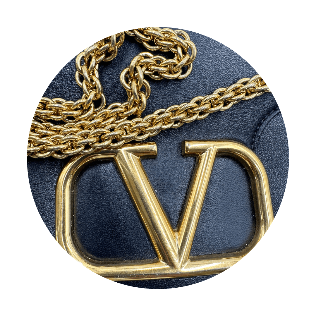 Stud Sign In Valentino Garavani