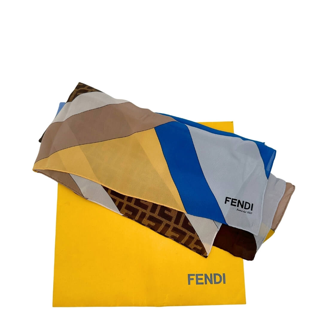 Stola Fendi