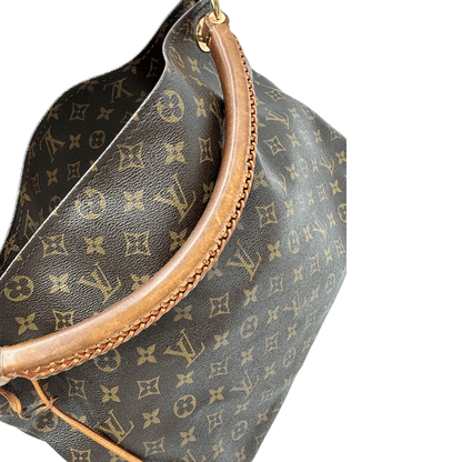 Artsy Louis Vuitton MM