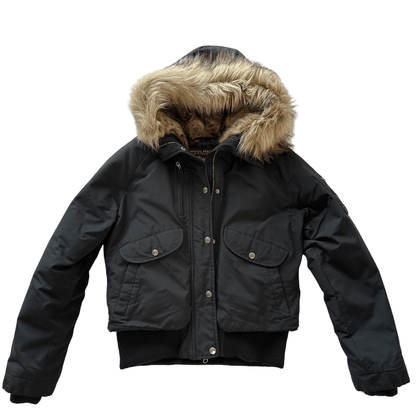 Piumino Woolrich nero con cappuccio. Abbigliamento di lusso usato