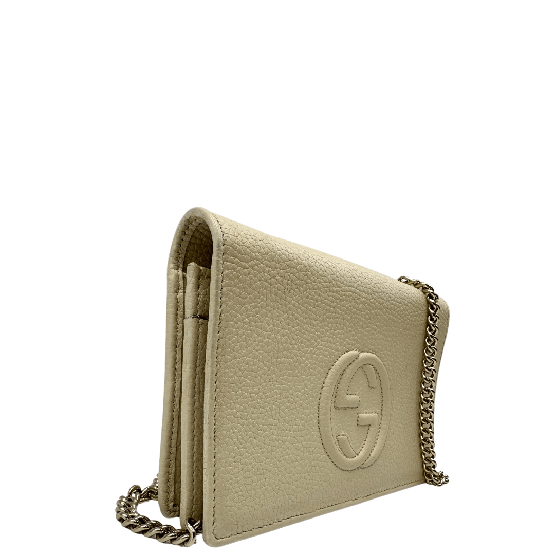 Foto wallet on chain Gucci in pelle beige avorio. Borse di lusso usate