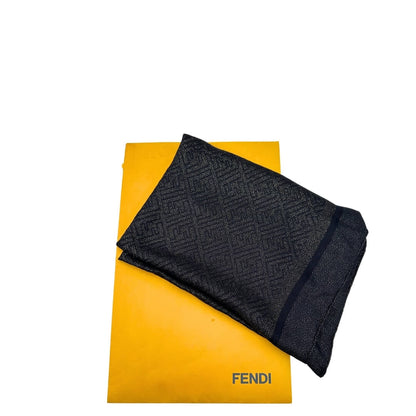 Stola Fendi