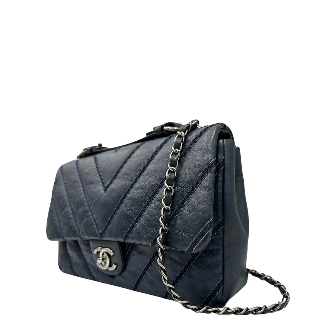 Stitched Chevron Chain Flap Chanel
