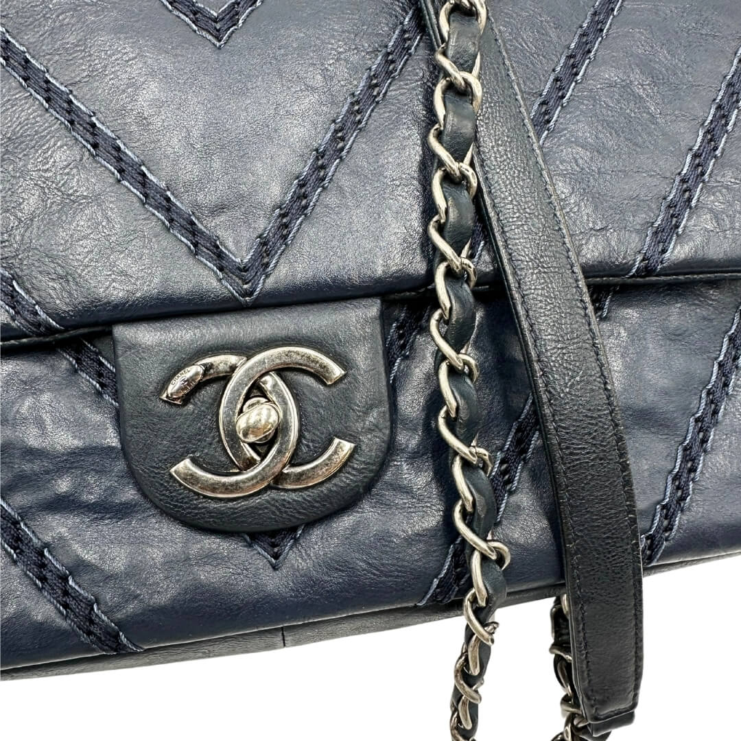 Stitched Chevron Chain Flap Chanel