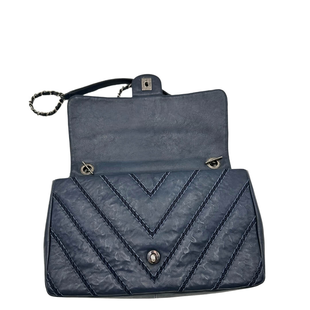 Stitched Chevron Chain Flap Chanel