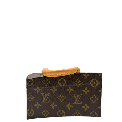 Tote Twisted Box Louis Vuitton x Frank Gehry in canvas marrone monogram con finiture in vacchetta naturale e parti metalliche dorate. Completo di corredo. Originale, usato, in condizioni ottime. 
